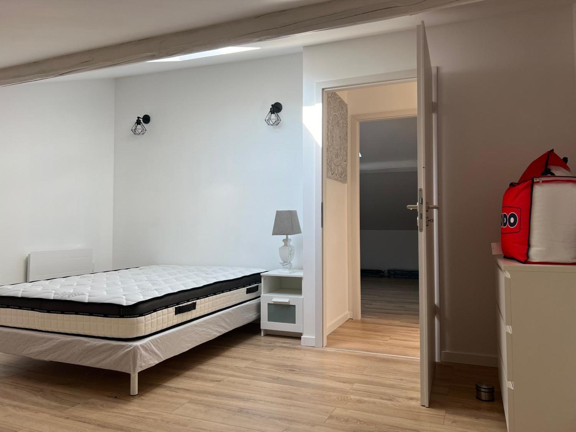 Appartement Le Cocon Du Port à Toul Extérieur photo